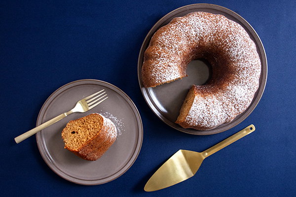 Lekach Honey Cake